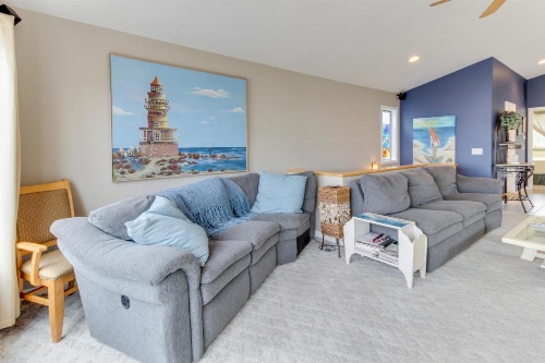 Pacific Avenue image 11