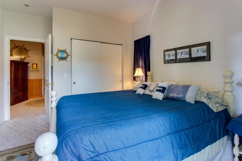 Pacific Avenue image 16