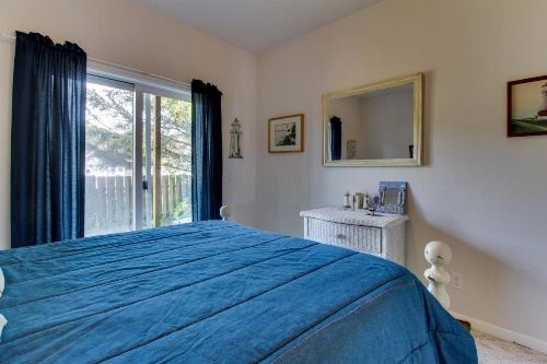 Pacific Avenue image 20