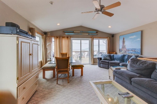 Pacific Avenue image 21